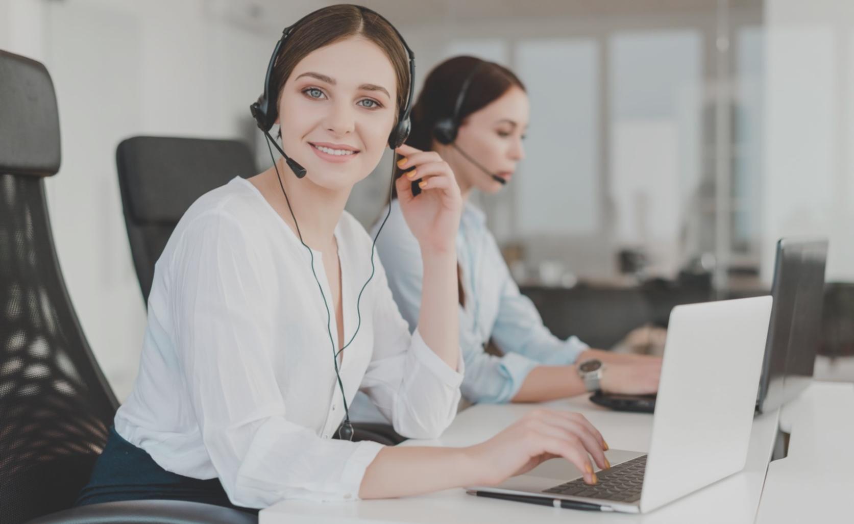 Interfaz de plataforma educativa mostrando ejercicios de categorización